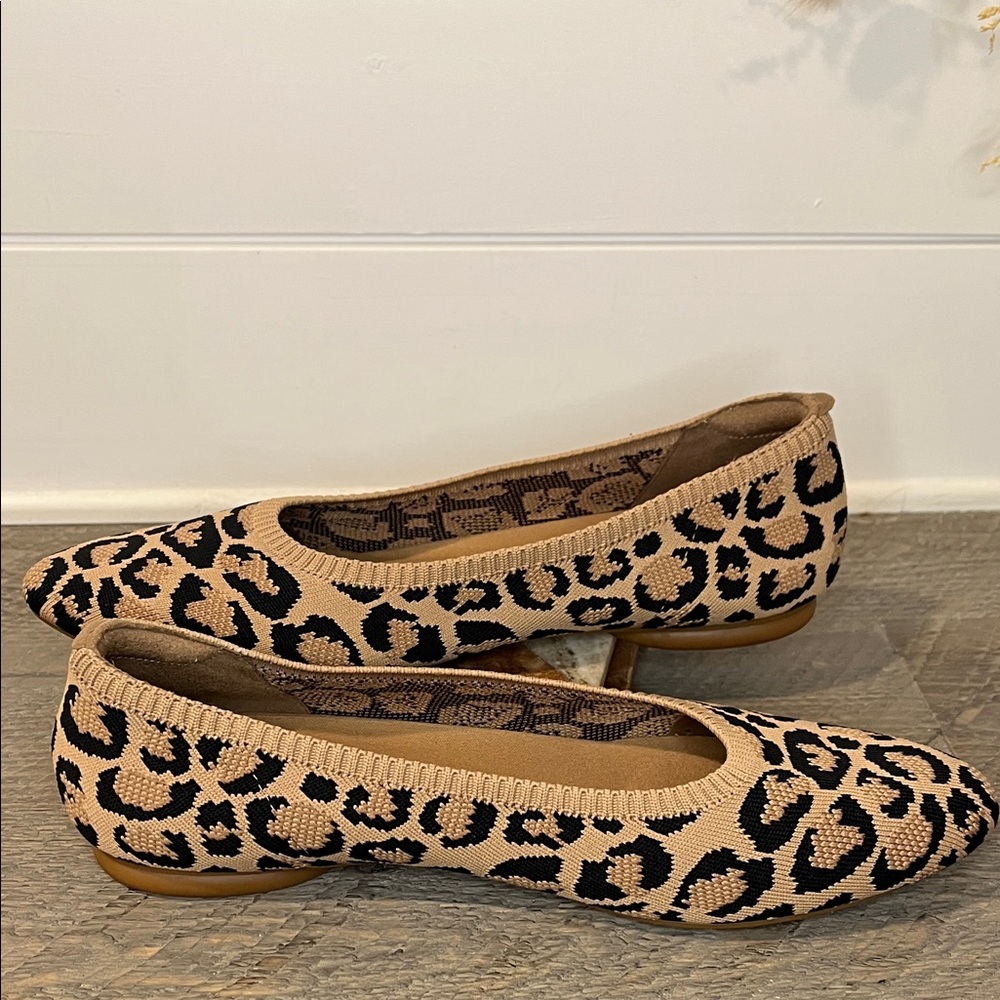 Vivaia Pointed-Toe Ballet Flats Dark Leopard Size EU 40 US 9 - Picture 7 of 13